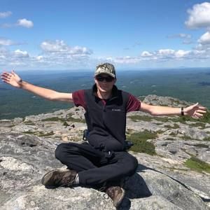 Meet your Posher, Max